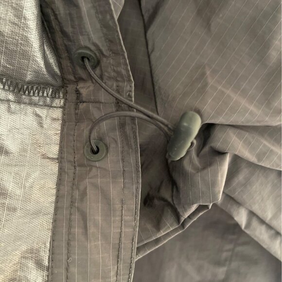 Calvin Klein Jacket Men Sz M Relaxed Fit Box Logo Popover Black Beauty Nylon NEW - Picture 9 of 12